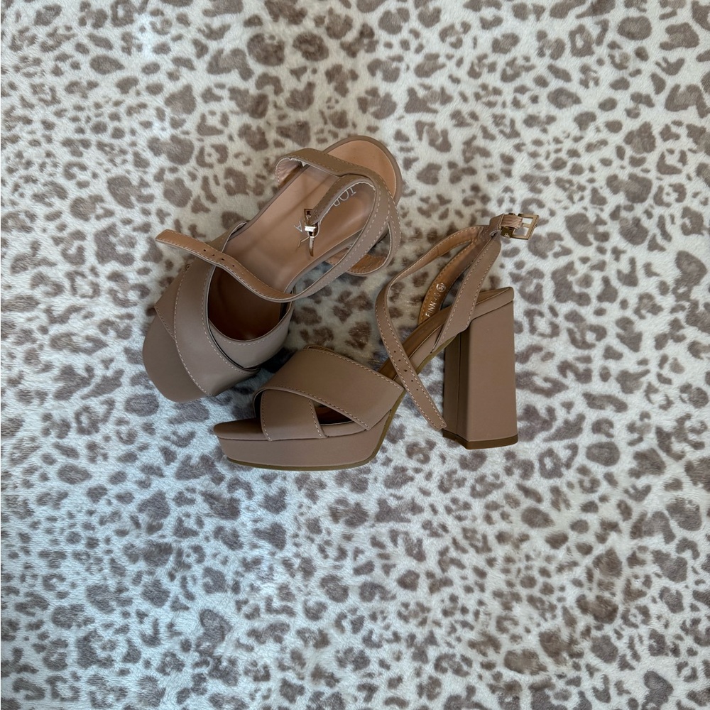 Top Moda Beige Heels